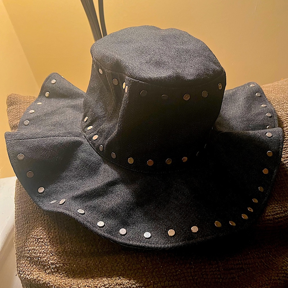 Stylish Vintage Goorin Brothers studded black denim floppy hat